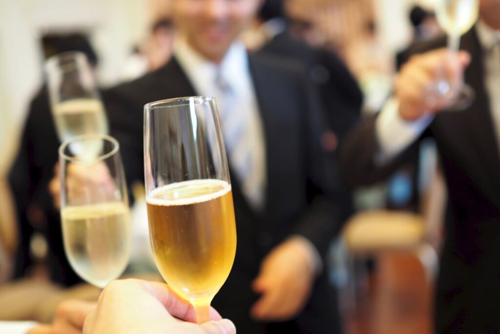 結婚式の二次会の模様